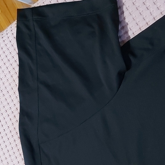 Men's top - Picture 4 of 6